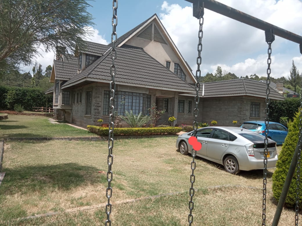 house in Kerarapon 14, Drive
