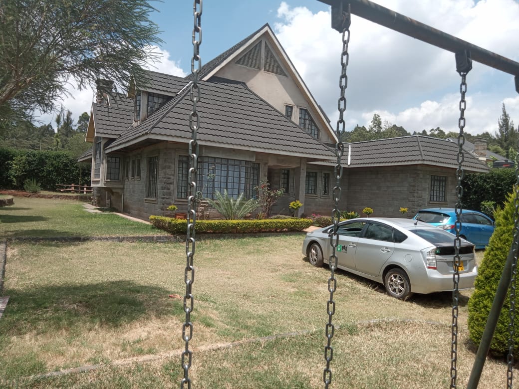 house in Kerarapon 14, Drive