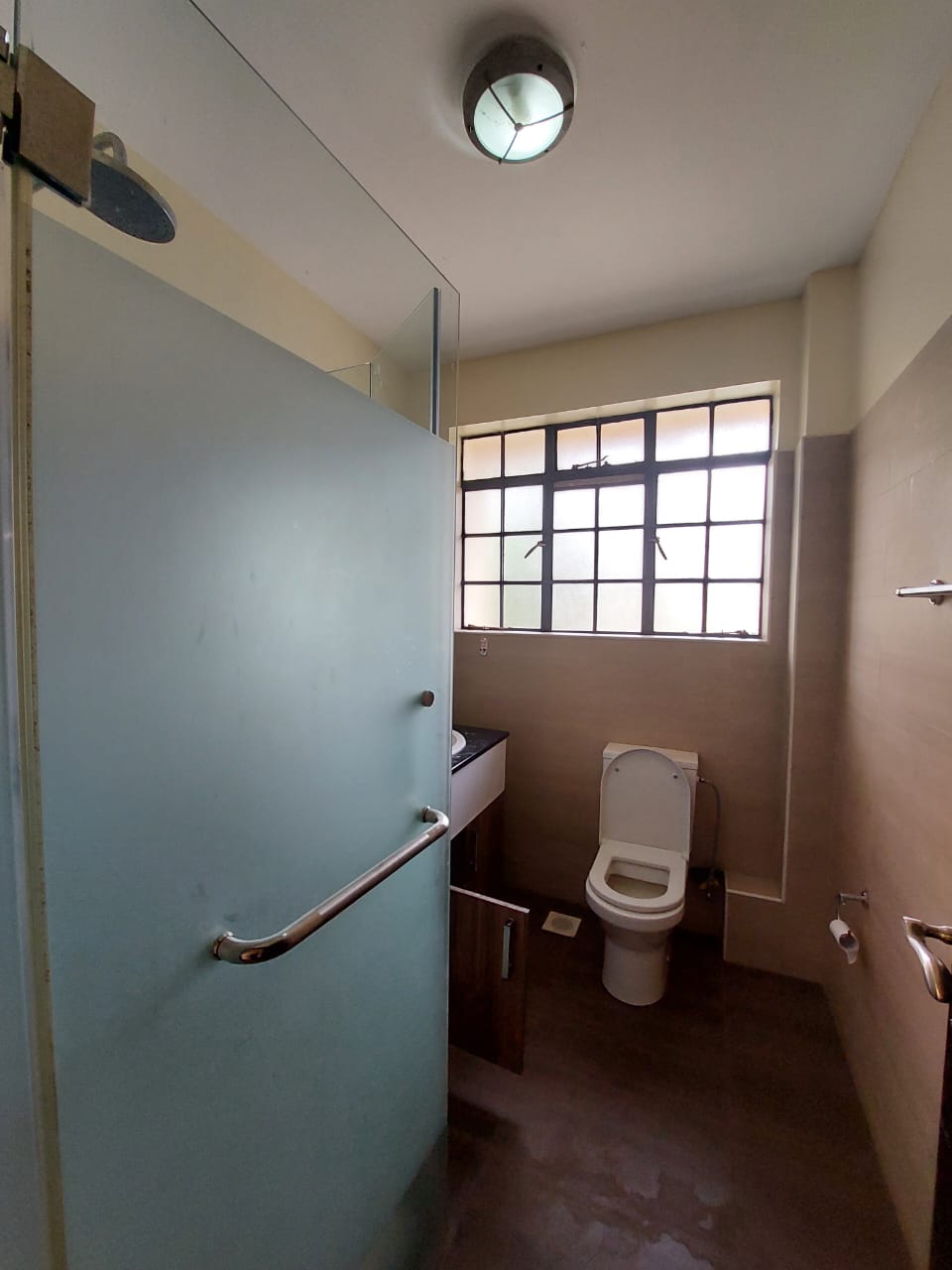 house in Bogani, Karen