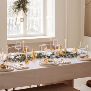 Decorate your table with Christmas decorations from Georg Jensen