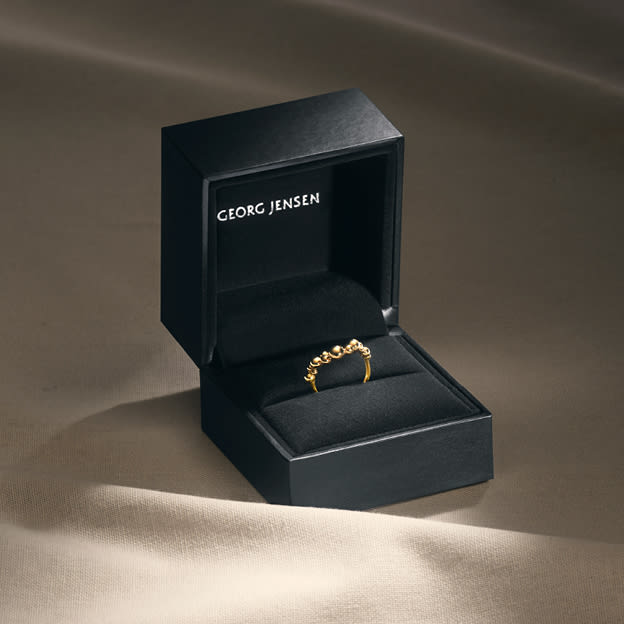 Moonlight Grapes gold ring in a gift box