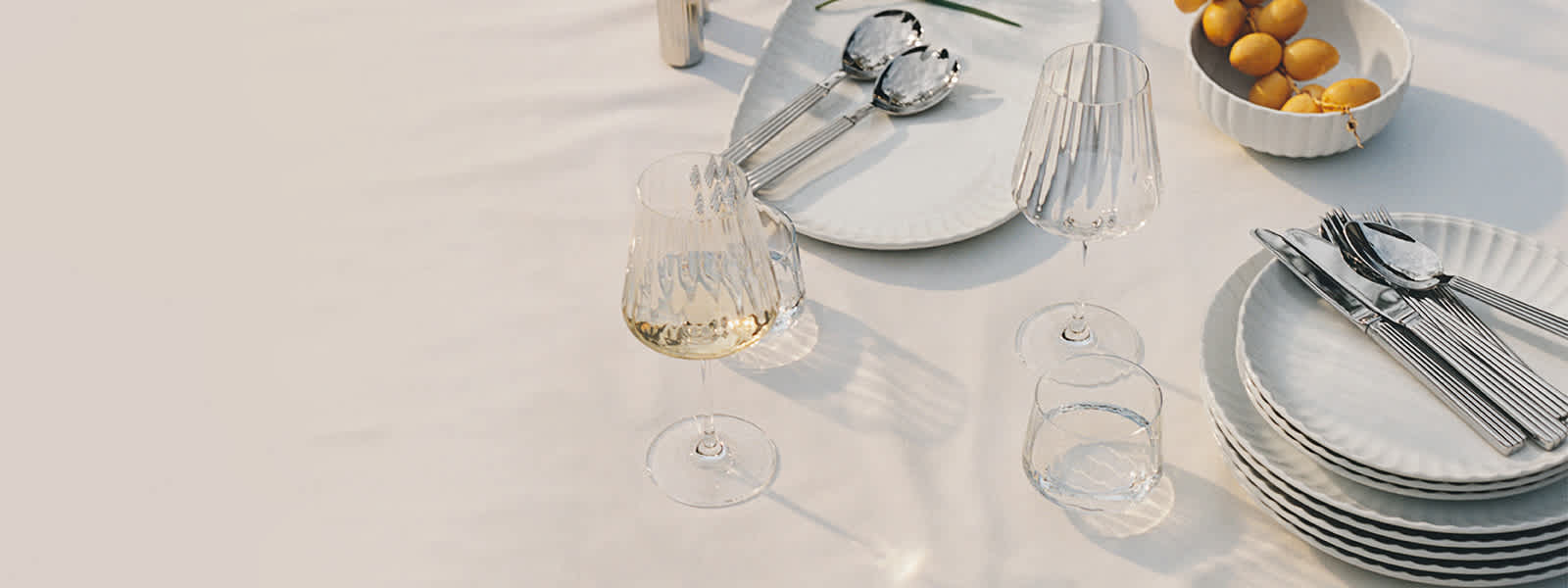 Bernadotte porcelain dinnerware - plates and serveware - Georg Jensen