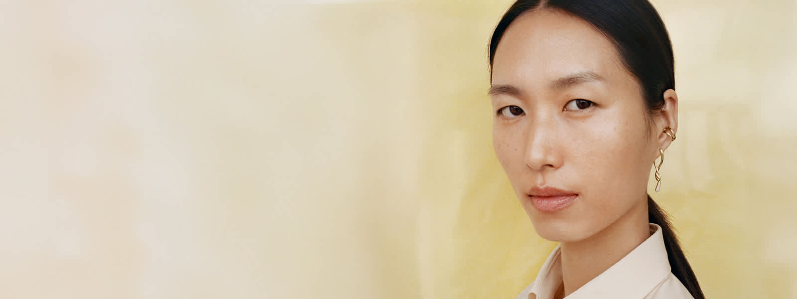 Earrings in 18kt yellow gold designed by Jacqueline Rabun for Mercy