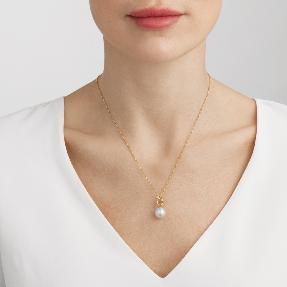 Single Charm Necklace, 18 | Artizan Joyeria