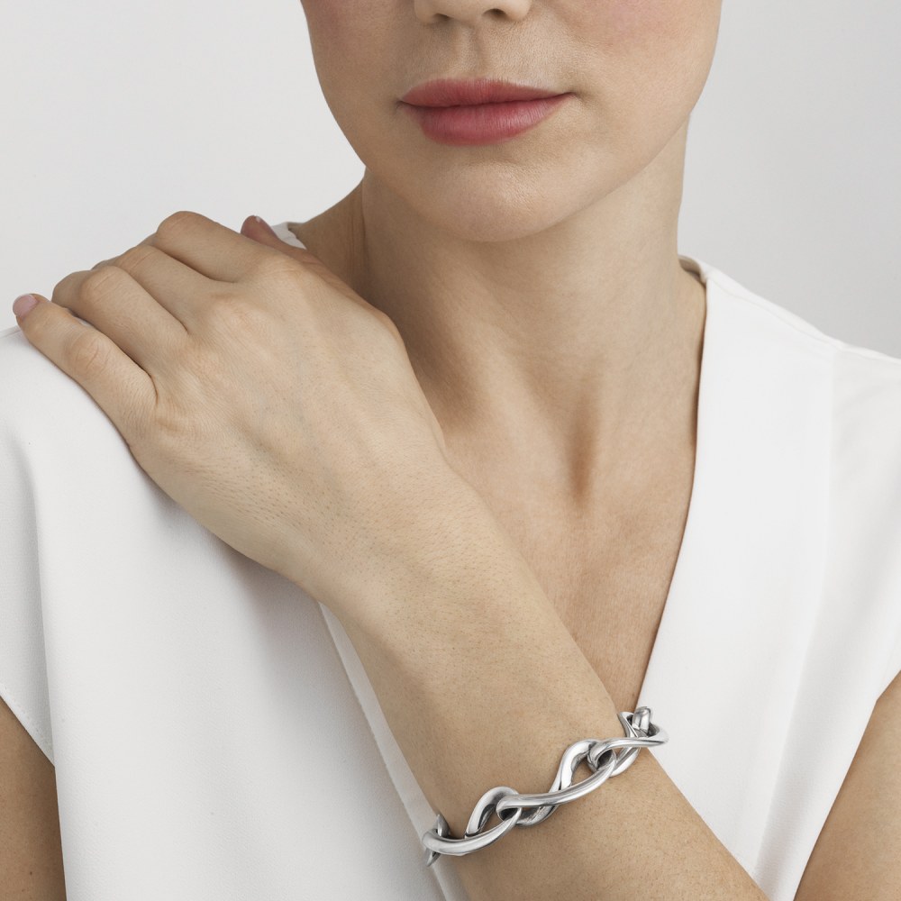 Infinity sterling silver bracelet for women | Georg Jensen