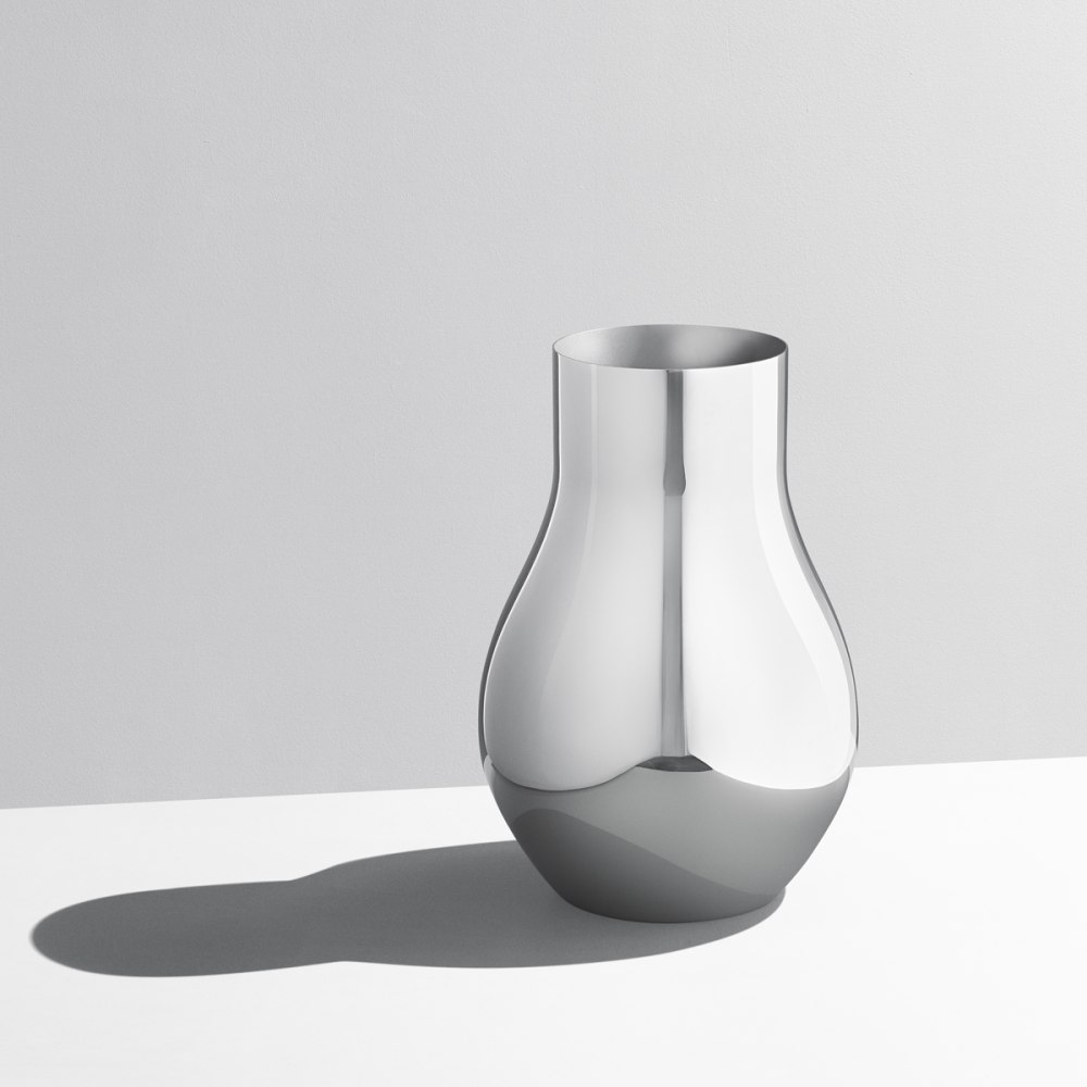 CAFU curvy, modern vase in mirror-polished stainless steel