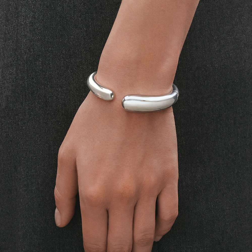 MERCY hinged sterling silver bracelet bangle | Georg Jensen MERCY hinged sterling silver bracelet bangle | Georg Jensen