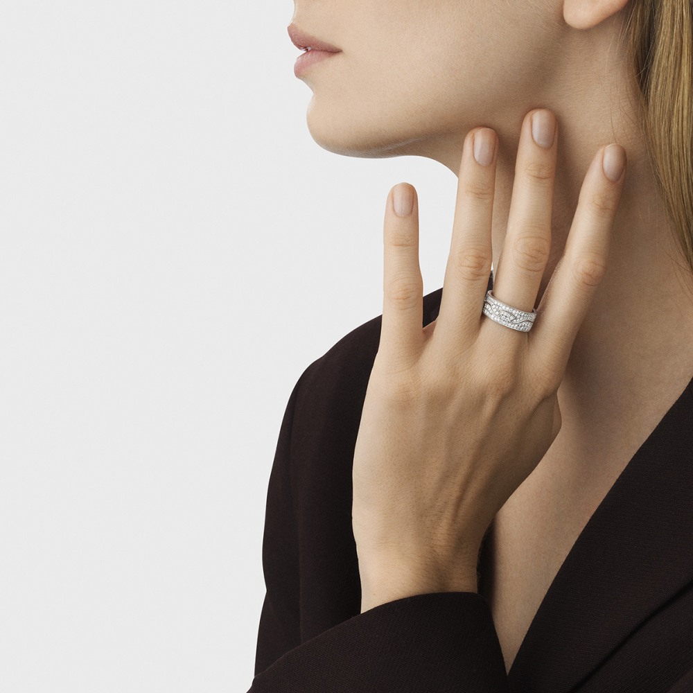 Fusion white gold end ring with diamonds | Georg Jensen Fusion white gold end ring with diamonds | Georg Jensen