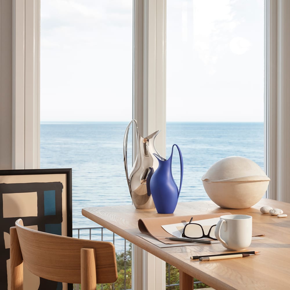 KOPPEL Pitcher, Iconic Blue in stainless steel