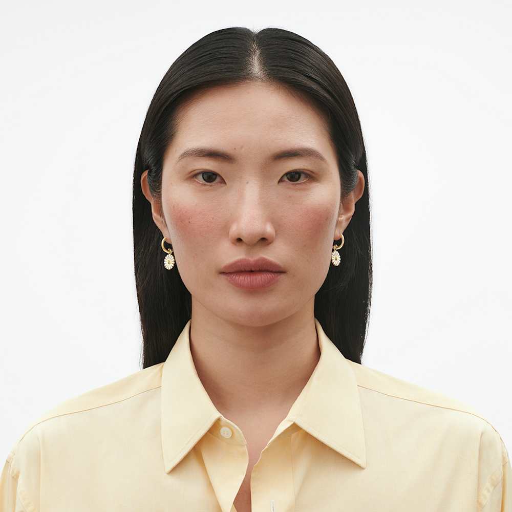 デイジー (DAISY) ピアス - スターリングシルバー 18Kゴールドメッキ仕上げ