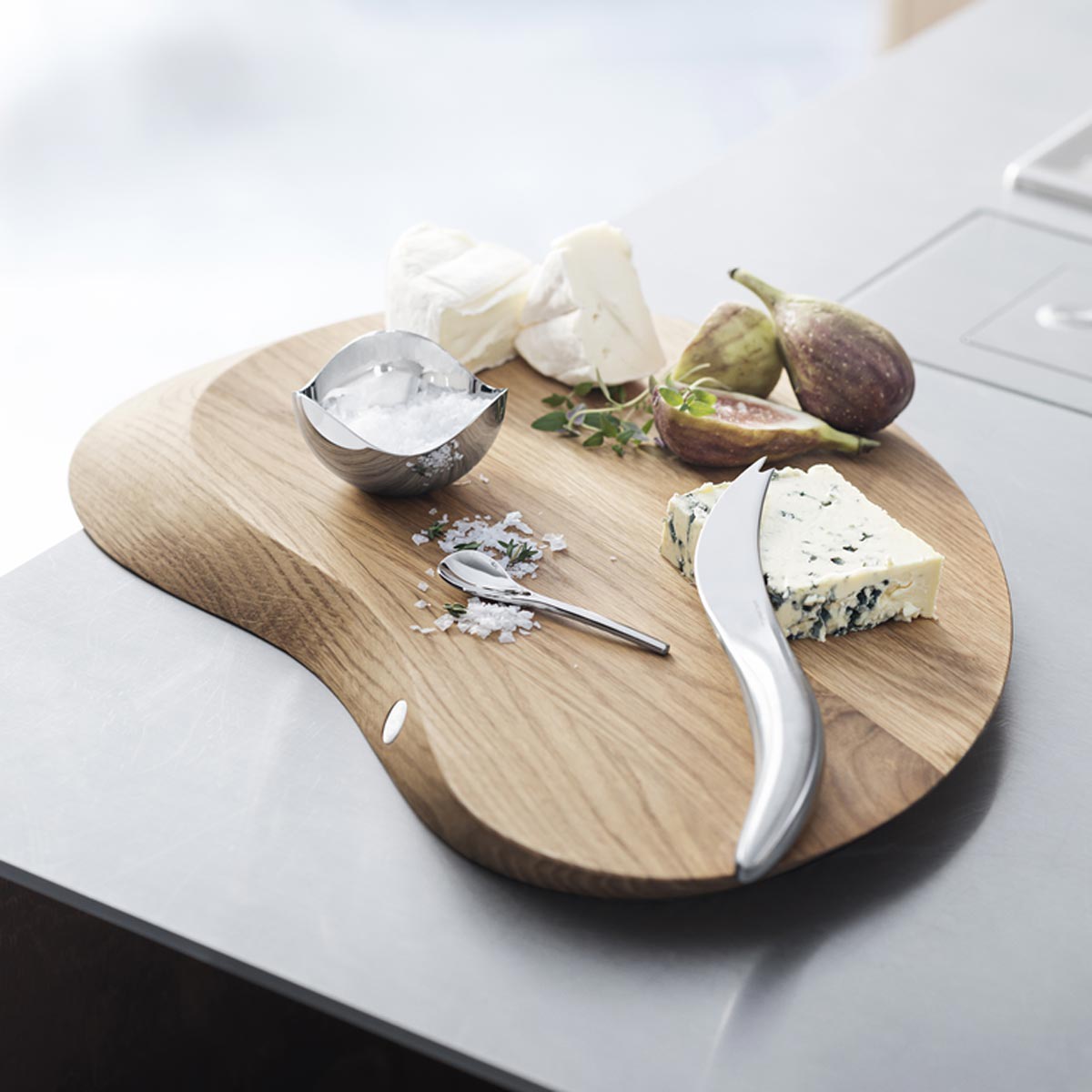 FORMA Serving board - cheese board with all round cheese knife 0 1