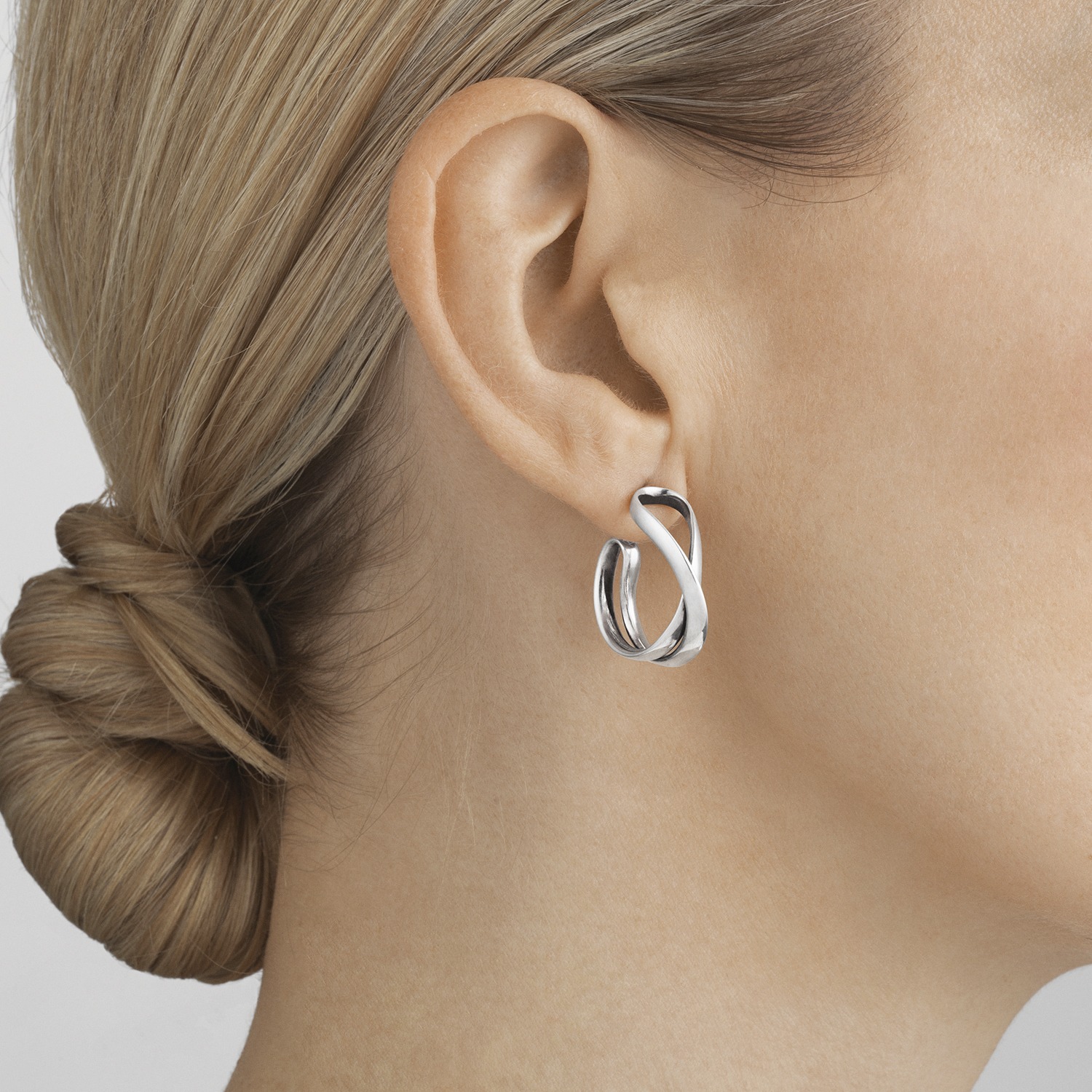 Infinity small sterling silver hoop earrings | Georg Jensen Infinity small sterling silver hoop earrings | Georg Jensen