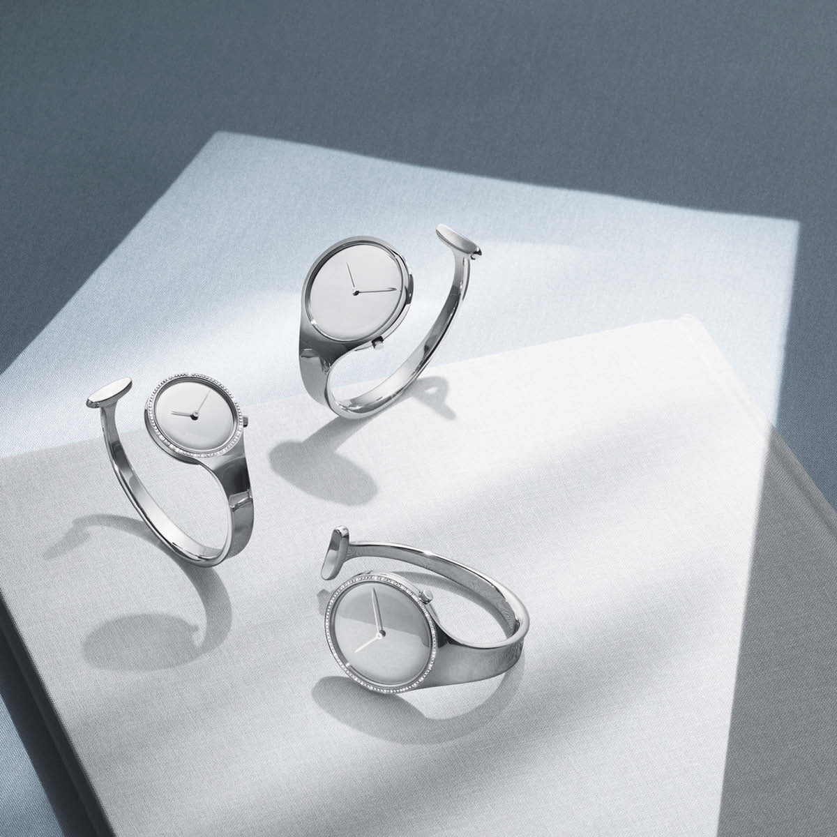 【Georg Jensen】ジョージジェンセン ヴィヴィアンナ バングル 326 クォーツ レディース_712942