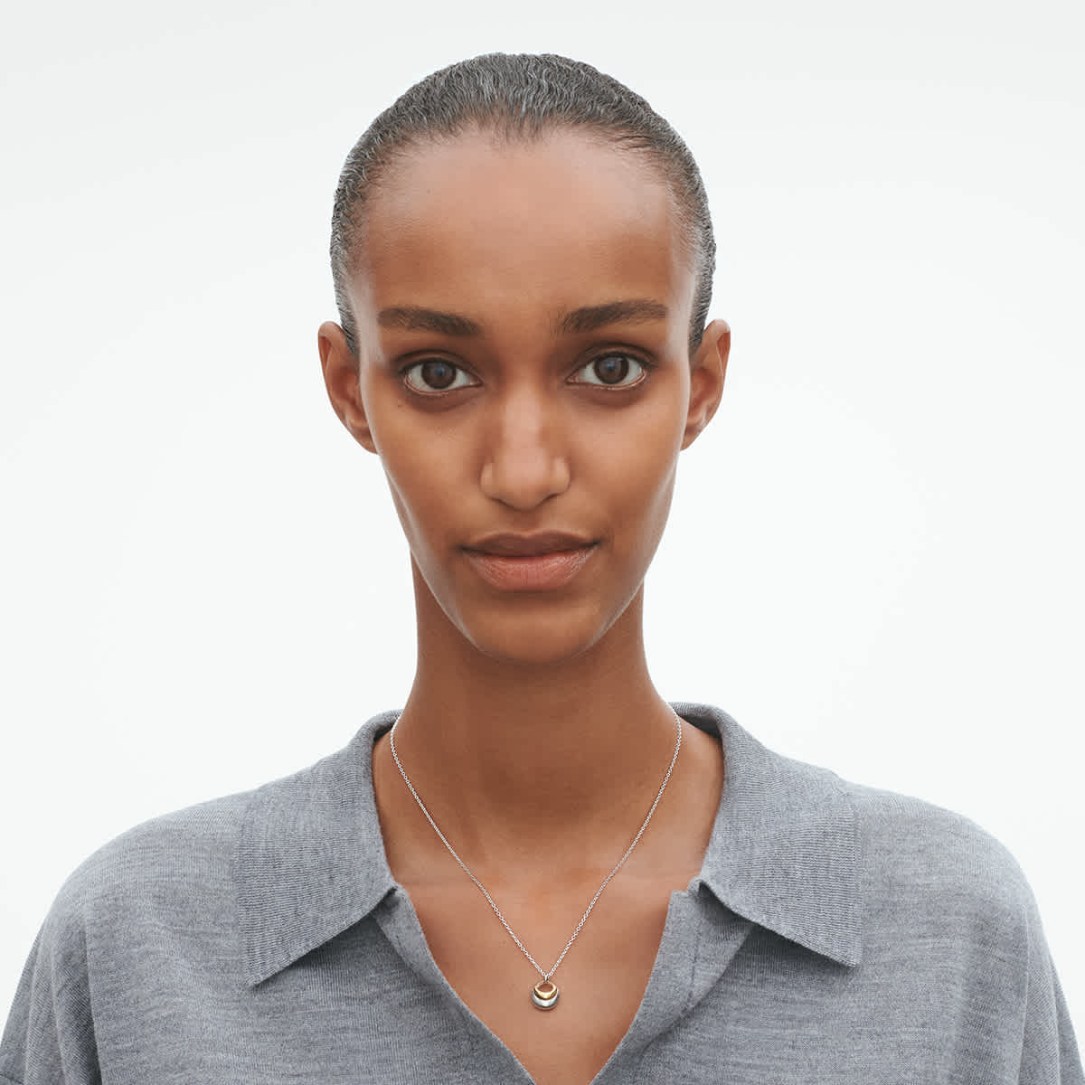 CURVE Necklace with Pendant 0 1