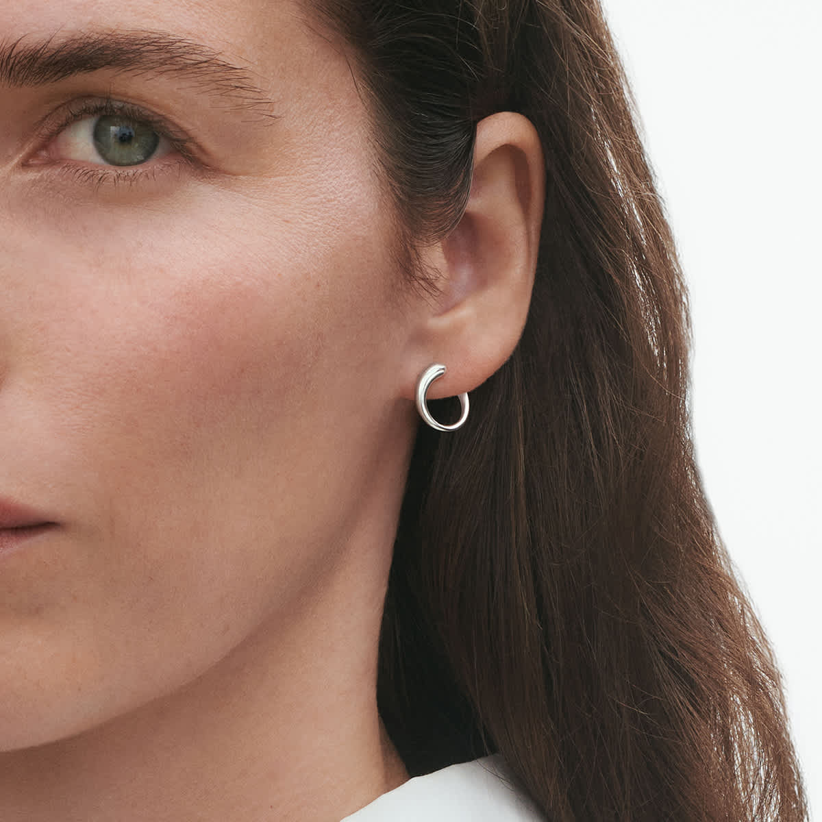 Mercy silver stud earring in sterling silver | Georg Jensen Mercy silver stud earring in sterling silver | Georg Jensen
