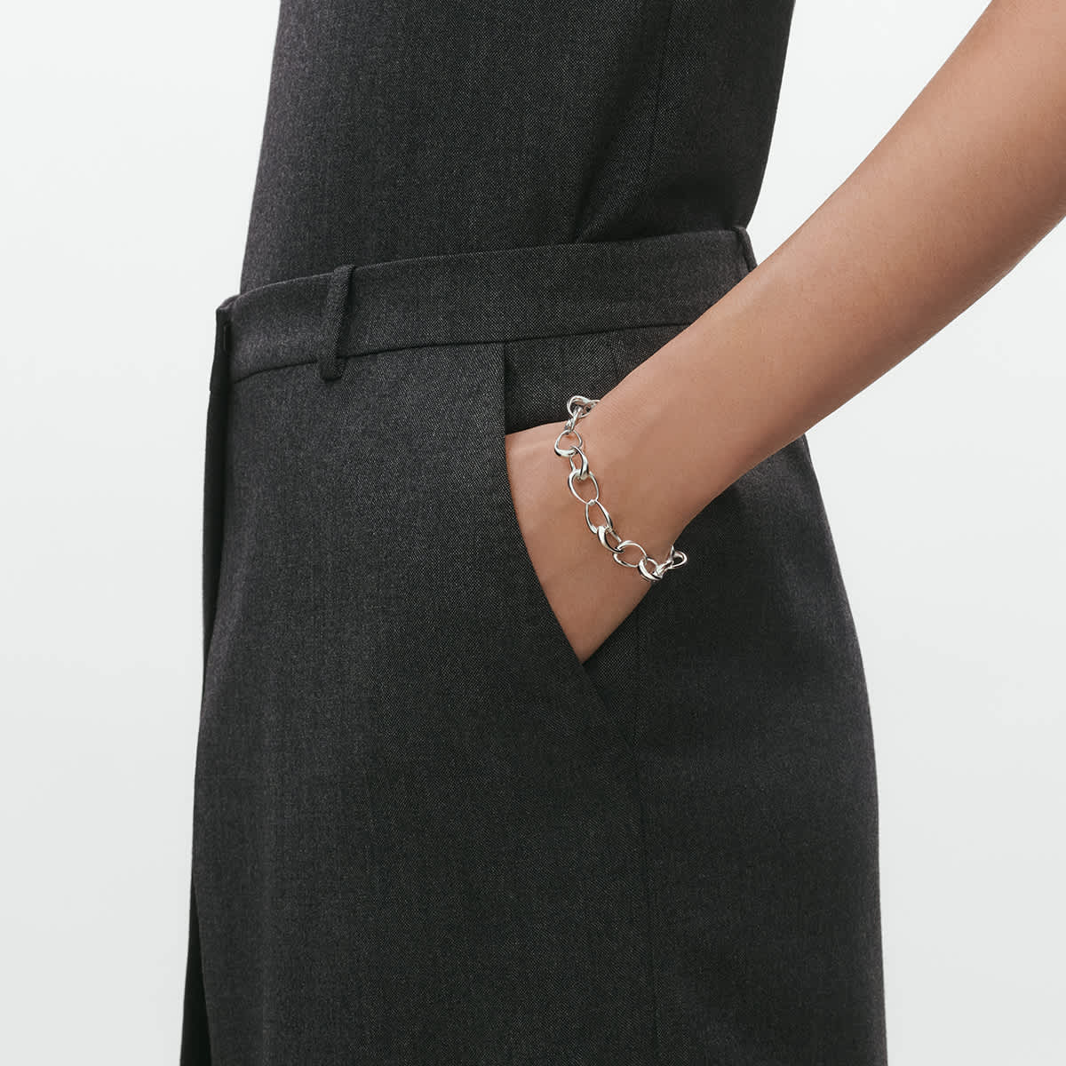 Offspring mother and childsilver bangle | Georg Jensen Offspring mother and childsilver bangle | Georg Jensen