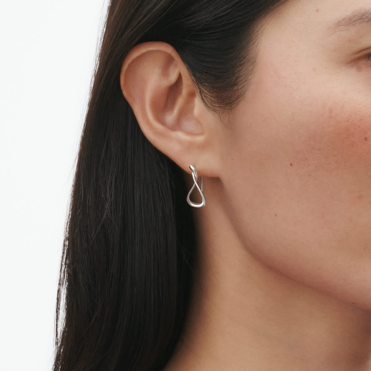 亭！ジョージジェンセン　シルバー ピアス ジョージ ジェンセン リフレクト (GEORG JENSEN REFLECT) ピアス