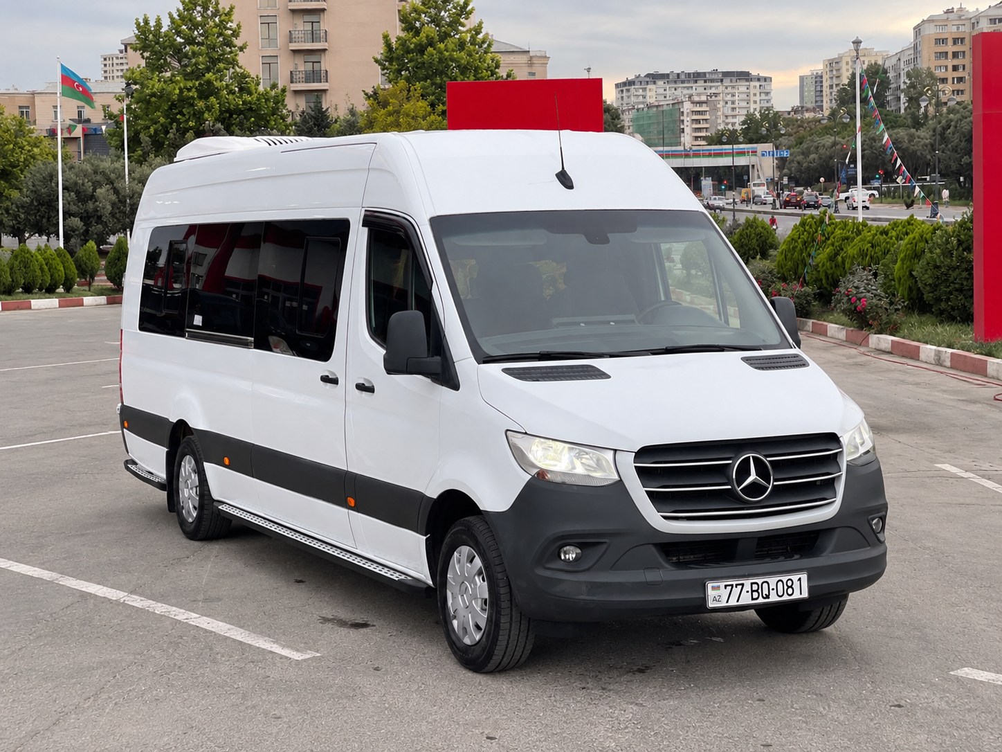 Mercedes-Benz Sprinter VIP (White)