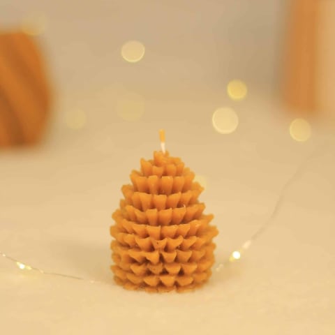 Espelma de cera d'abella en forma de pinya