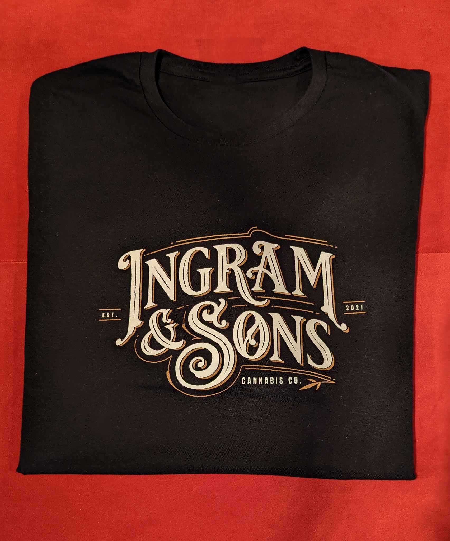 Ingram & Sons | Round Neck T-shirt | Size Medium