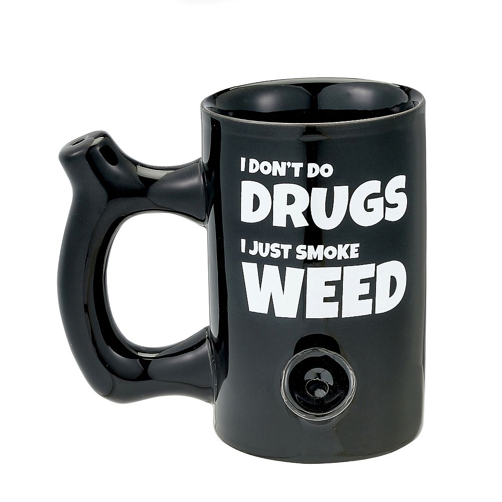 Roast & Toast Mug Pipe - I don't do drugs