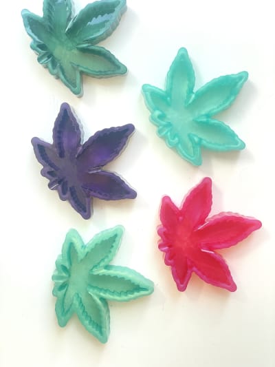Assorted Colors Hand Poured Epoxy Cannabis Leaf Ashtray