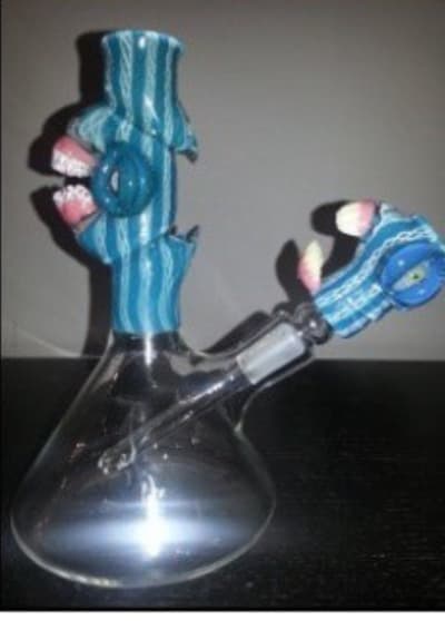 Beaker Blue White Vertical Lines