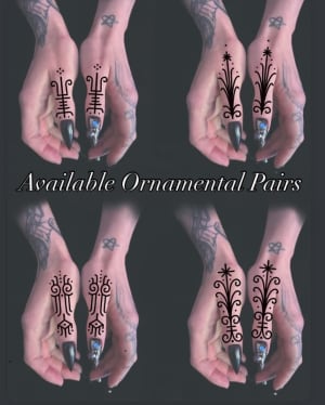 Image of Thumb Decorations 