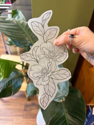 Image of Long leafy design 
