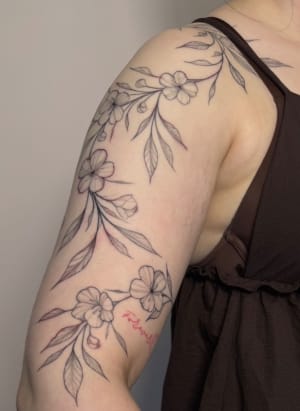 Image of Upper arm wrap 