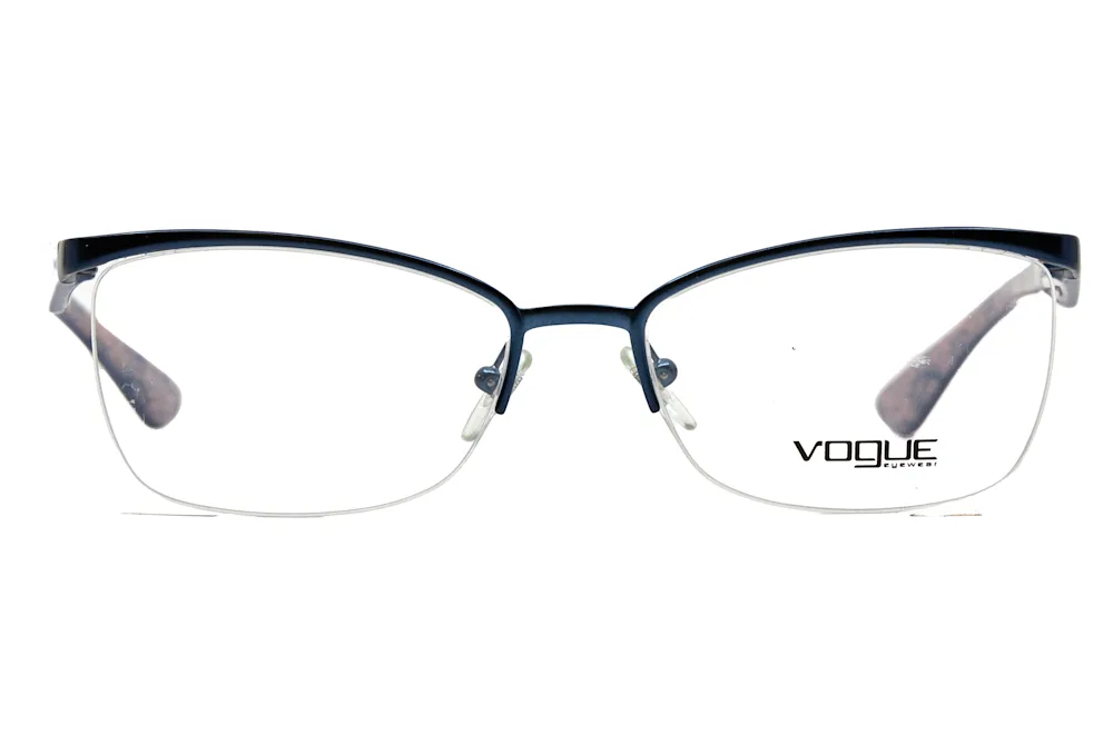 VO3981