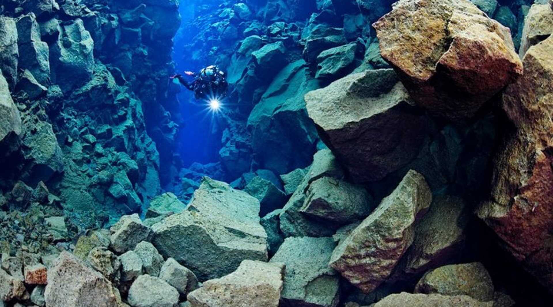 Beautiful rock formations in Silfra