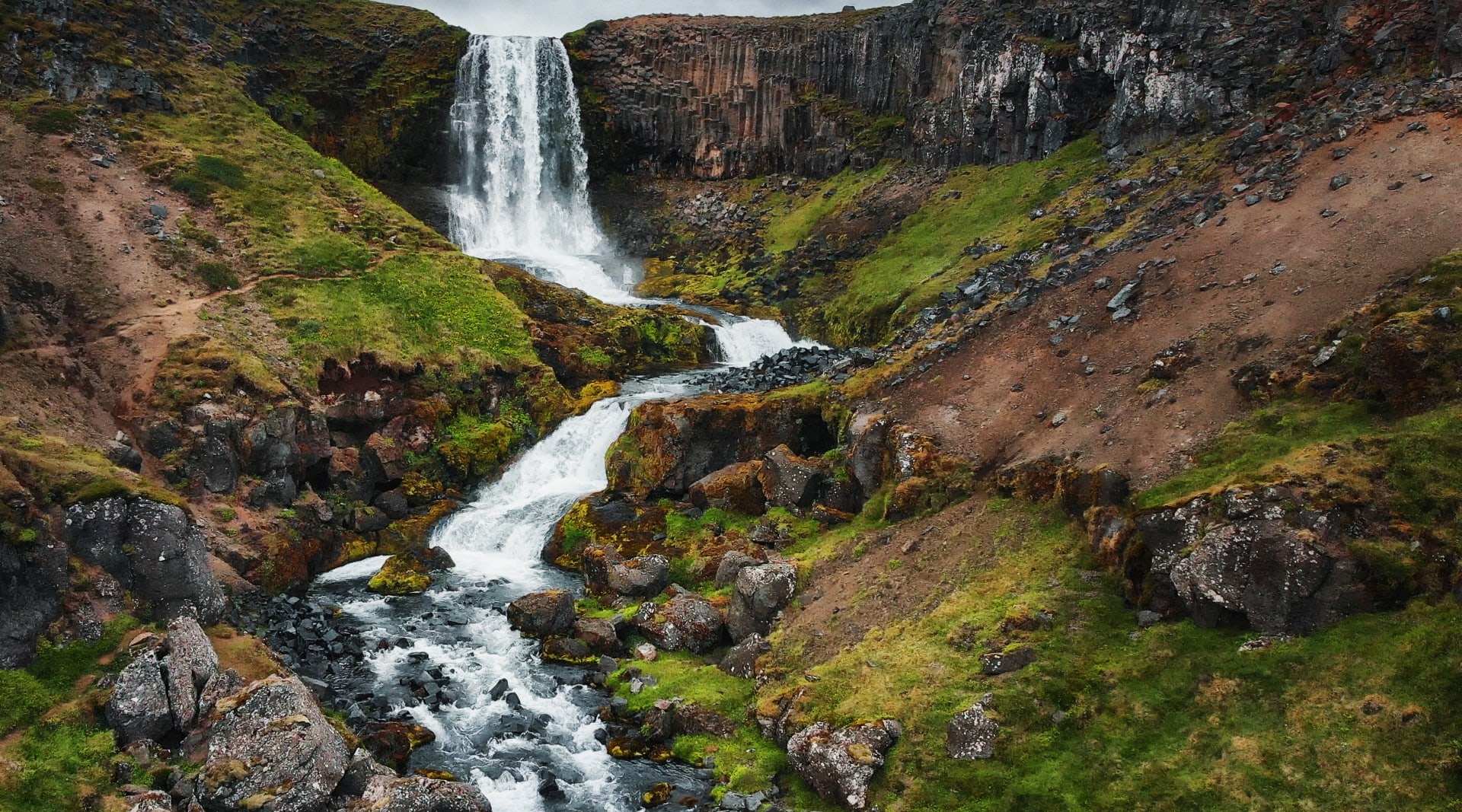 Svöðufoss waterfall