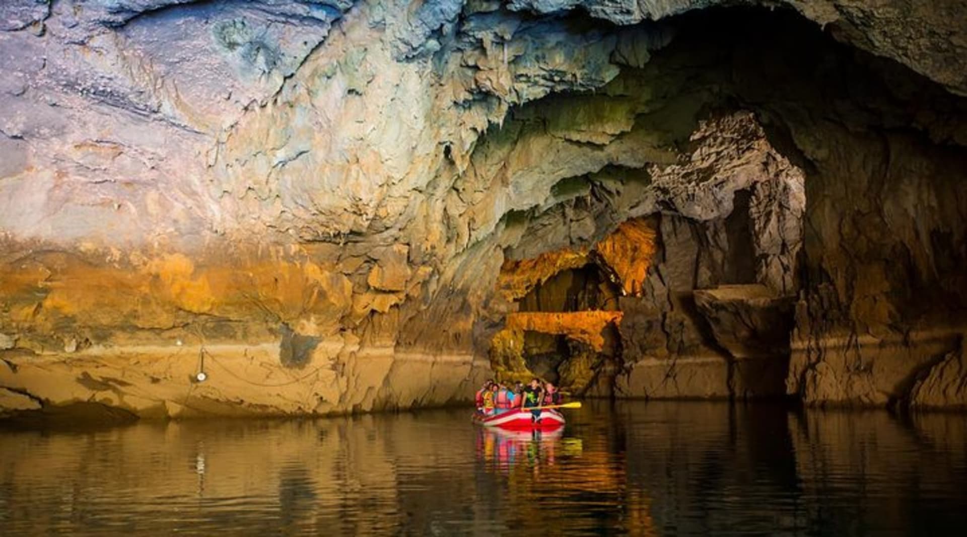 Golden Cradle Cavern