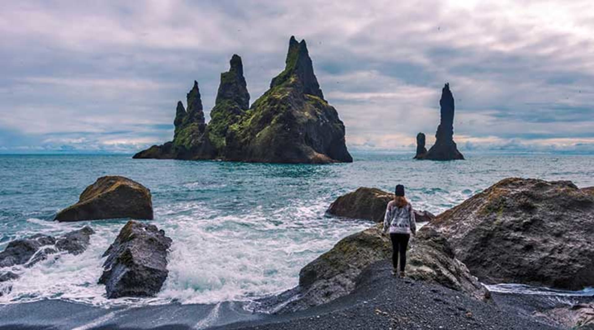 South Coast Classic Tour with Reykjavik Sigthseeing - summer view