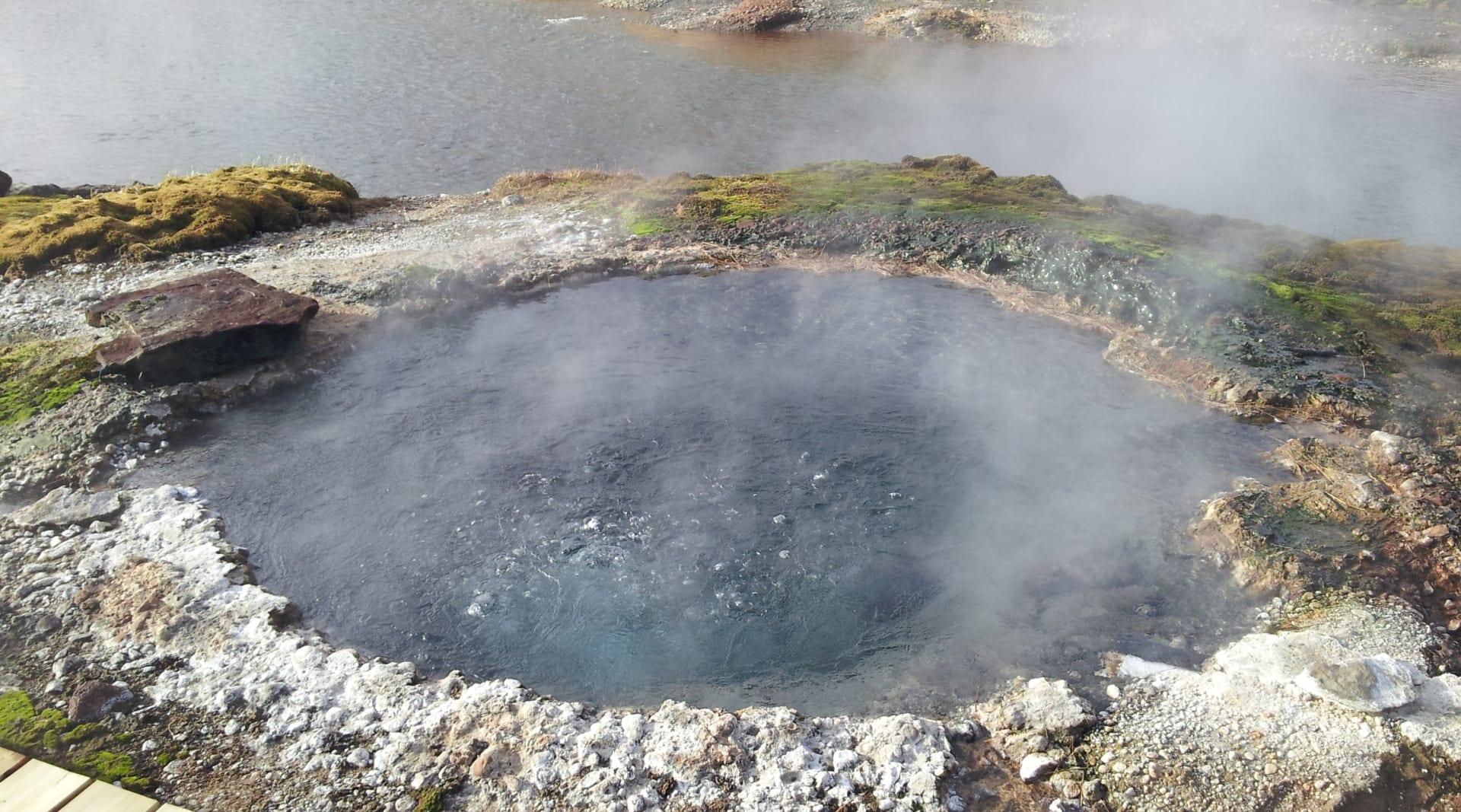 Hot Spring Secret Lagoon Fludir