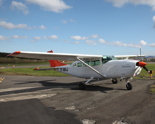 Image leading to Cessna 207