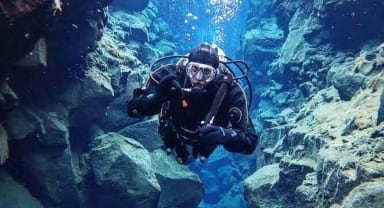 Thumbnail about arctic diving in Silfra