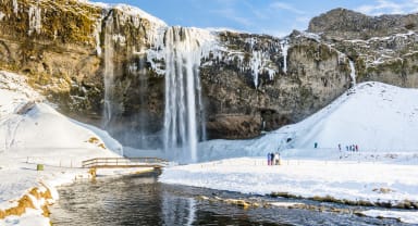 Thumbnail about Seljalandsfoss in winter