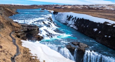 Thumbnail about Gullfoss with snow