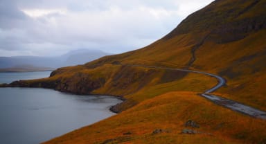 Thumbnail about Hvalfjordur in the autumn