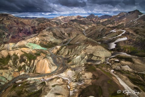 Cover image for the Essential Iceland experience