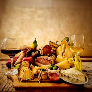 Cover image for the Dinner Food Tasting with Wine Paring Experience Trastevere experience