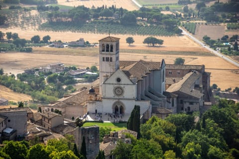 Cover image for the Umbria in slow-motion: a journey through the most beautiful villages experience