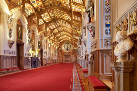 Cover image for the Windsor Castle Half Day Trip from London including Entry experience