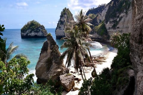 Cover image for the East Nusa Penida Instagram Tour experience