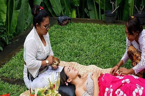 Cover image for the Bali Sound Healing with Balinesse spiritual Healer Ubud experience