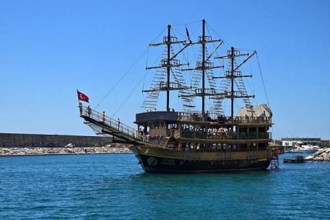 Cover image for the Side Pirate Boat Tour with Foam Party, Lunch and Free Soft Drinks experience