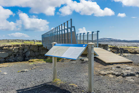 Cover image for the Private Reykjanes & Blue Lagoon Tour in Multiple Languages: From Reykjavik / Keflavik experience
