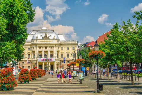 Cover image for the Private Bratislava Grand City Tour experience
